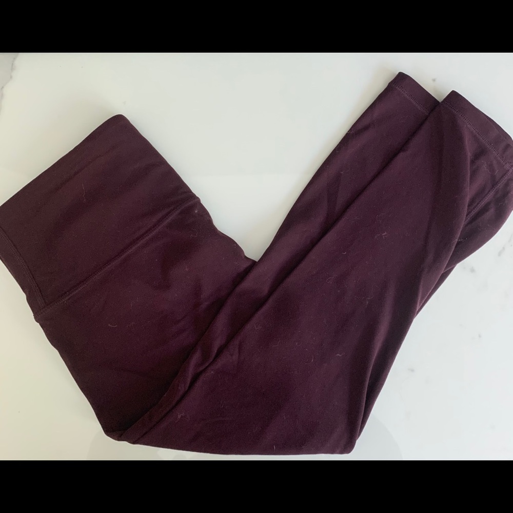 Athleta Elation Crop in Burgundy